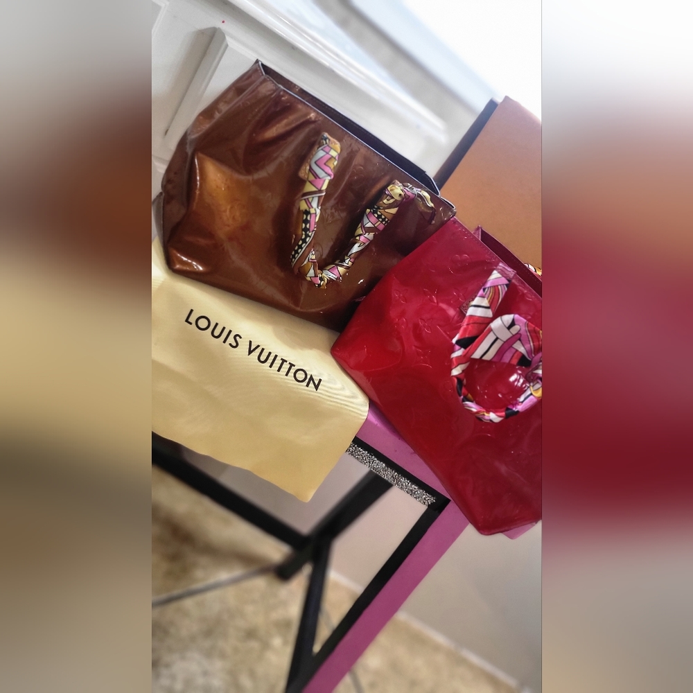 (2) authentic Louis Vuitton Vernis Purses!